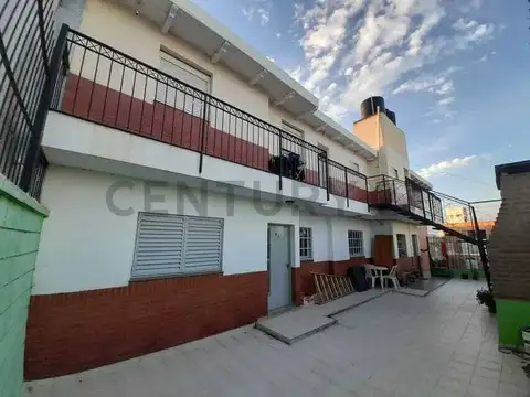 Durante QUIROS 4000 1000, Piso 0