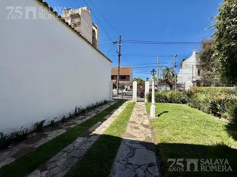 Casa 6 ambientes con 3 baños