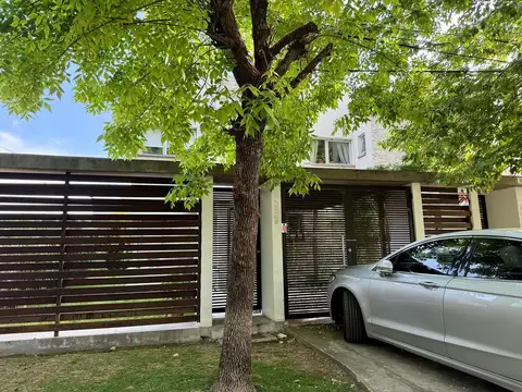 Depto Tipo Casa en Venta de 3 ambientes