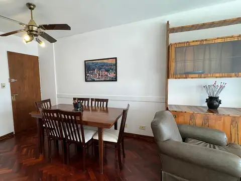 Departamento en Alquiler en Parque Chas, $ 1.050.000