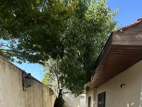 Depto Tipo Casa en Alquiler de 3 ambientes