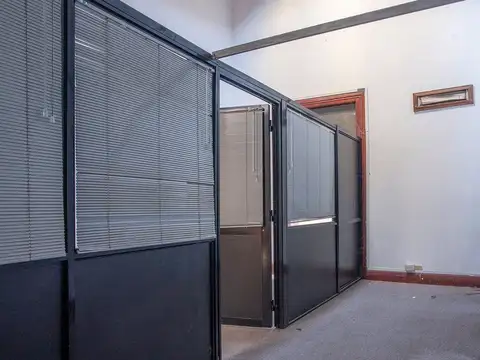 Oficina en Alquiler 56 años