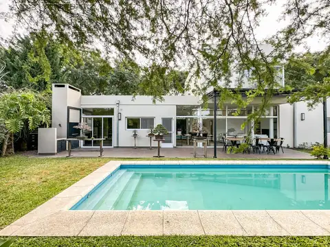 Casa en venta sobre lote Interno en Santa Clara - Villanueva