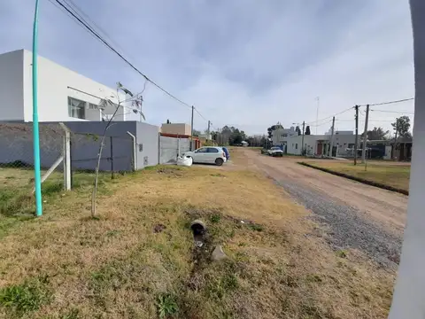 Terreno en Venta en Joaquin Gorina, USD 35.000