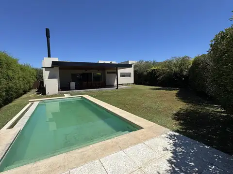 Casa en Alquiler en San Sebastian, USD 2.300