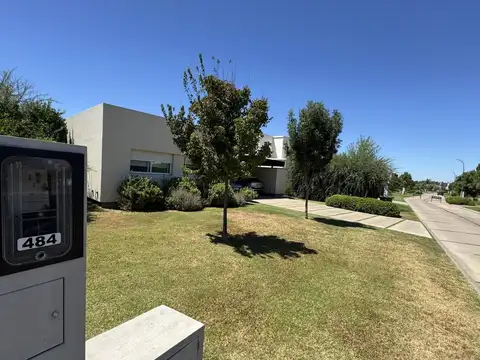 Casa Barrio Cerrado San Sebastián Funes. Lote 484. Sector Central