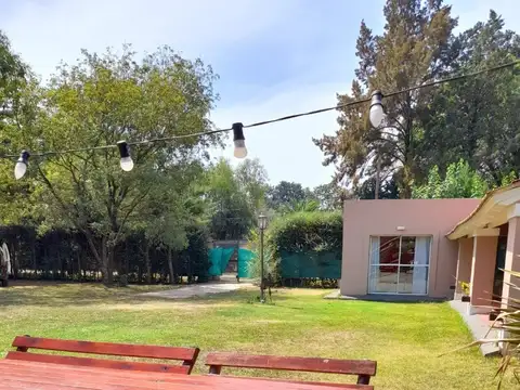 Casaquinta - B° LA FLORIDA - Zona central del Barrio