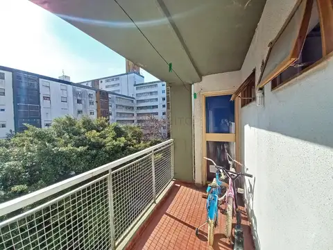 Corvalan 2900, Piso 4