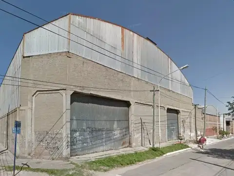 Galpon en Alquiler 40  mts Frente