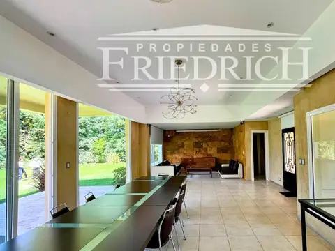 Casa en Venta de 4 dormitorios
