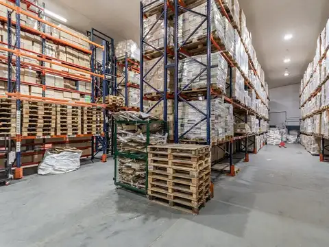 Galpon en Venta en Barracas, USD 950.000