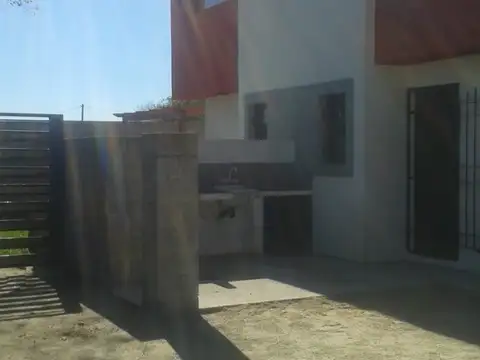 Depto Tipo Casa en Venta de 3 ambientes