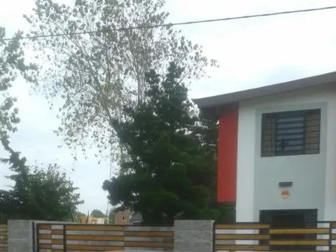 Depto Tipo Casa en Venta de 2 dormitorios