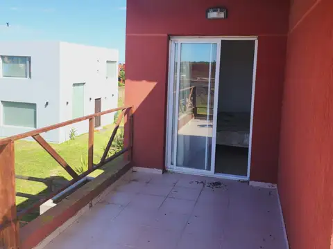 Duplex en venta - Camet Norte