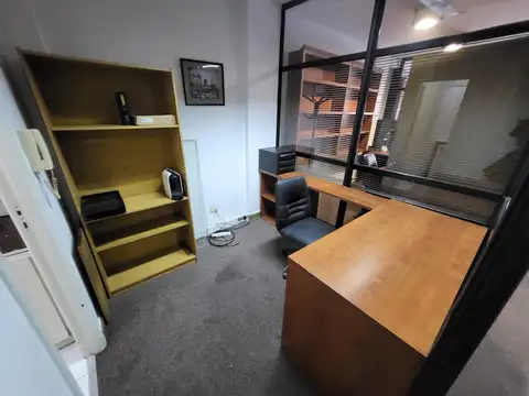 Oficina 2 ambientes con 1 baño