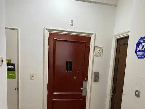 Departamento en Alquiler en Recoleta, $ 980.000