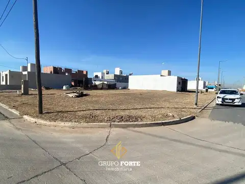 LOTE EN QUEBRADAS DE MANANTIALES - APTO DUPLEX  