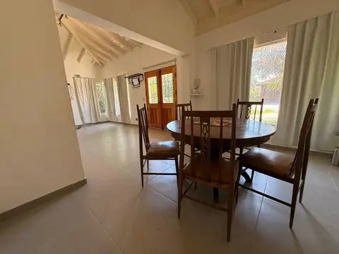 Casa en Alquiler de 2 dormitorios