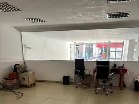 Oficina 2 ambientes con 1 baño