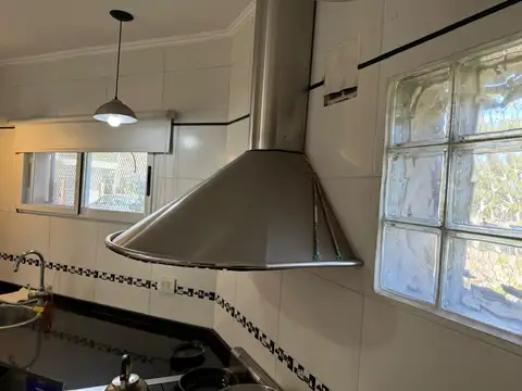 Casa en Venta en City Bell [Cod: 280]