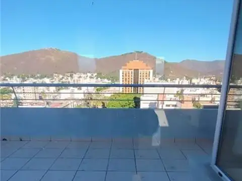 Departamento en Alquiler de 3 dormitorios