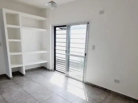 Depto Tipo Casa Monoambiente con 1 baño