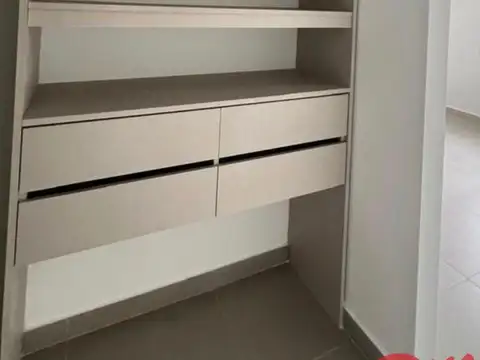 Dúplex en venta c/ cochera en Garín