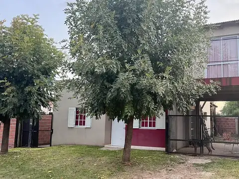 Oportunidad! Casa 2 dormitorios en Colón calle Rebord al 389