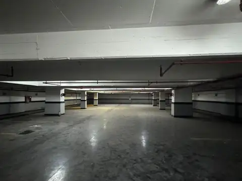 Oficina en Alquiler al Norte