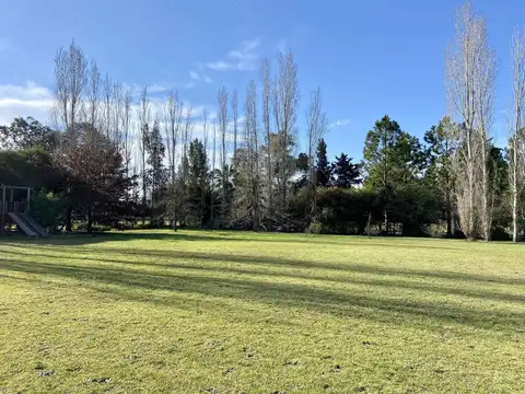 Calle 14 e/ 636 y 637 , Piso 0