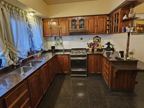 Chalet 4 Amb. Garage, Patio Suite