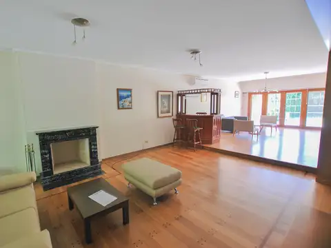 Casa en Alquiler en Martinez Libertador / Rio, USD 4.500