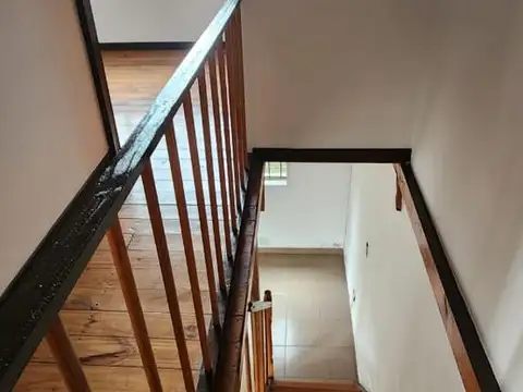 Depto Tipo Casa en Alquiler de 3 ambientes