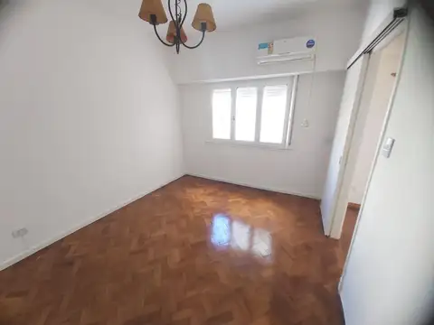 Departamento en Alquiler en Almagro Sur, $ 850.000