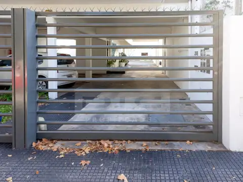 Liniers al 400, entre Gral. paz y Haedo