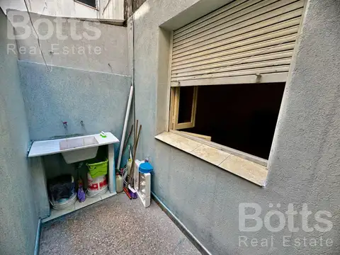 Depto Tipo Casa en Venta 60 años