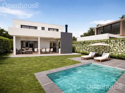 Casa en Venta con 1 cochera