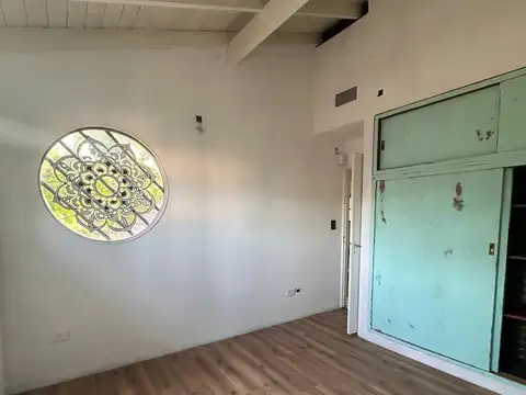 Casa en Venta en Temperley, USD 117.000