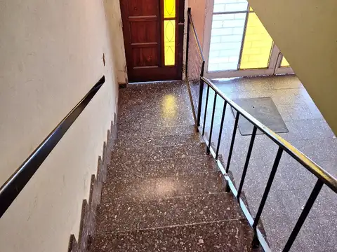 Doctor Félix Pagola 1000, Piso 1