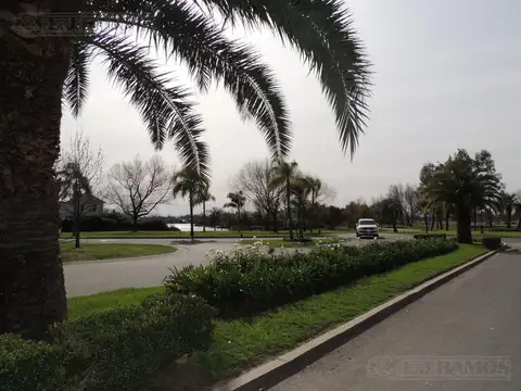 Terreno en Venta de 830,0 m2