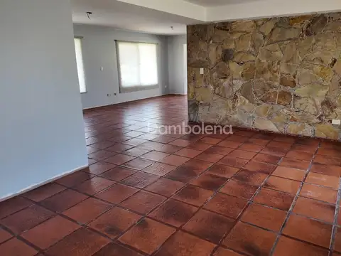 Casa  en Venta en San Diego, Moreno