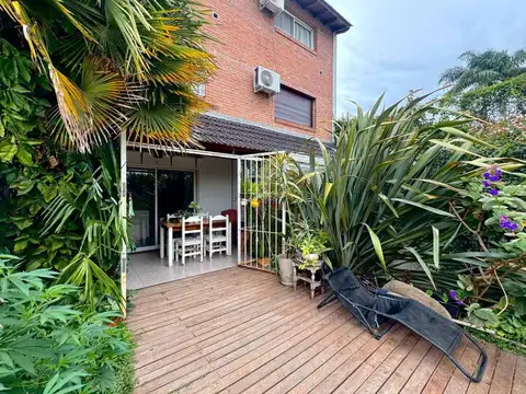 Depto Tipo Casa en Venta de 5 ambientes