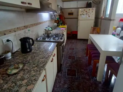 Depto Tipo Casa en Venta en Almagro, USD 120.000