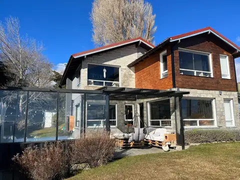 Casa de nivel en Las Chacras