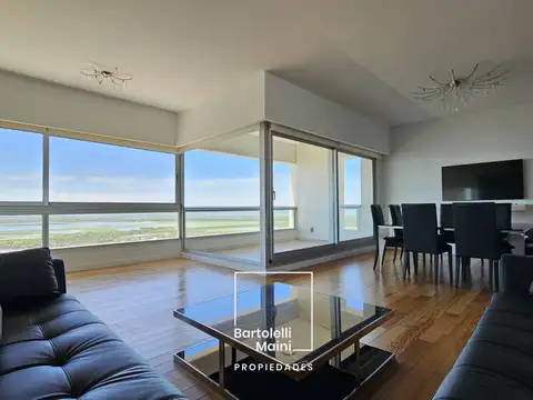 Madres Plaza 25 De Mayo 2200