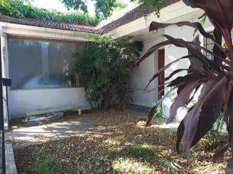 Prof Jose R Mariño 1800