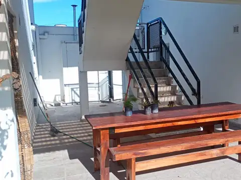 509 Bis e/ 208 y 209