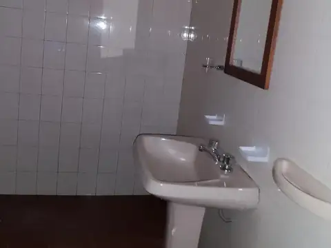 Casa en Alquiler en Tiro Suizo, $ 790.000