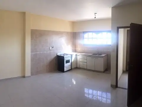 C Castro 1400, Piso 1