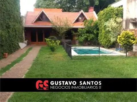 Amplia casa en Ezpeleta